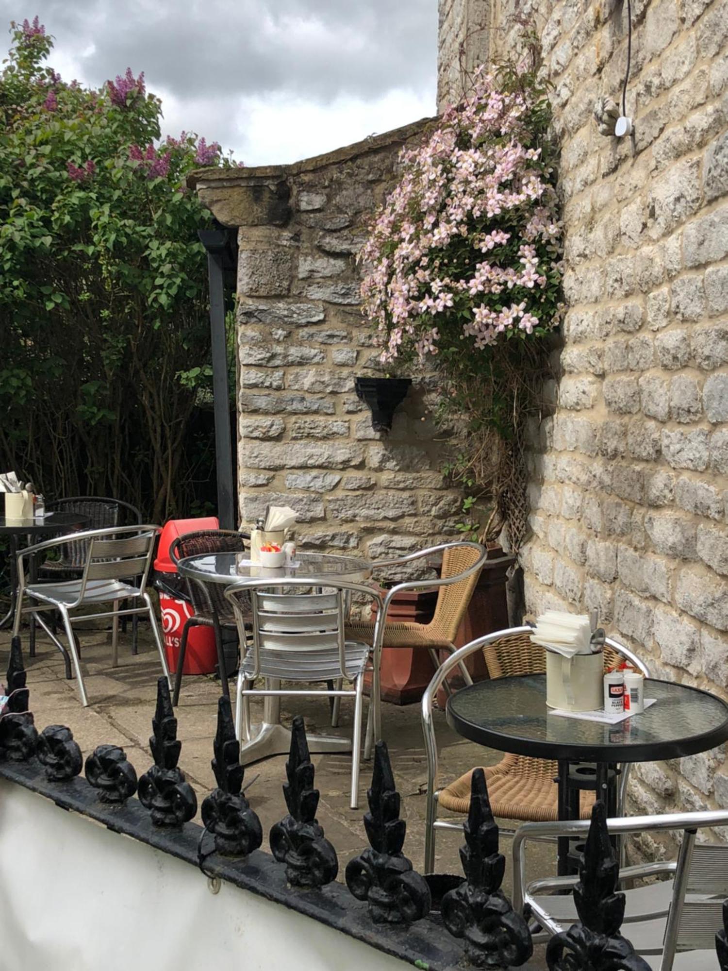 Ramblers Rest Bed & Breakfast Castleton  Exterior photo